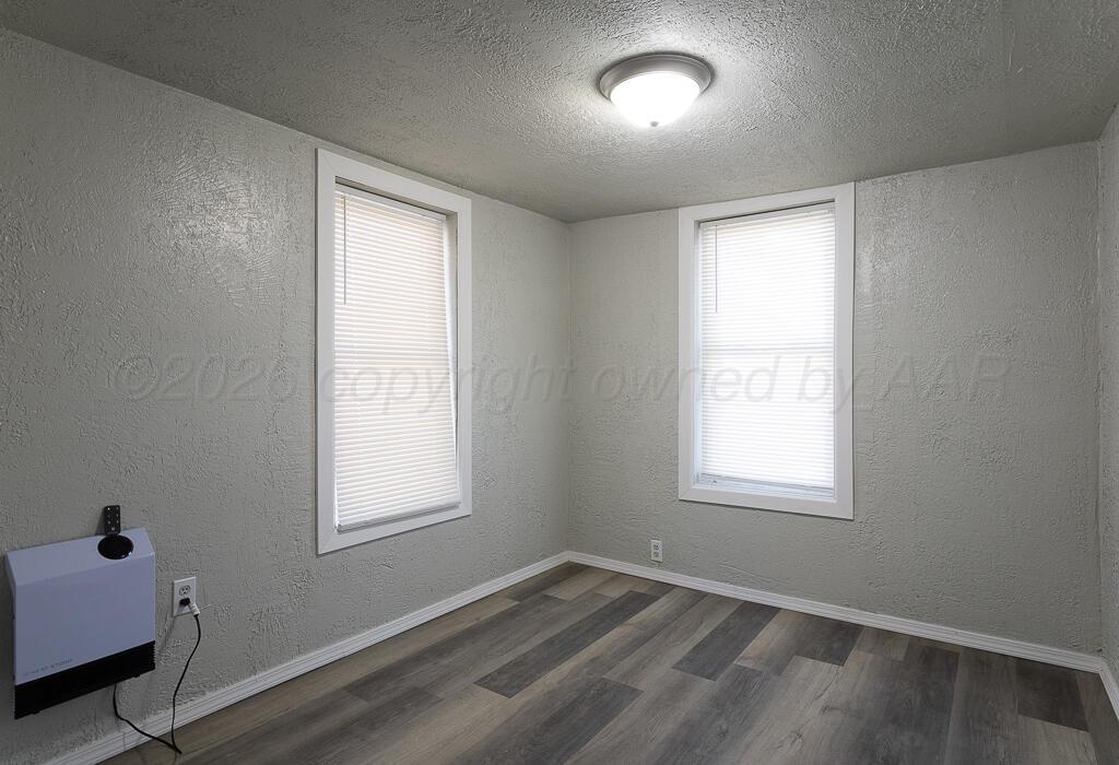 403 North Florida Street Amarillo, TX 79106 - Photo 2 of 18 Unit 1 Living Room