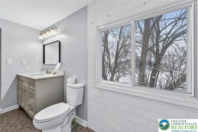 a outdoor view with a sitting space