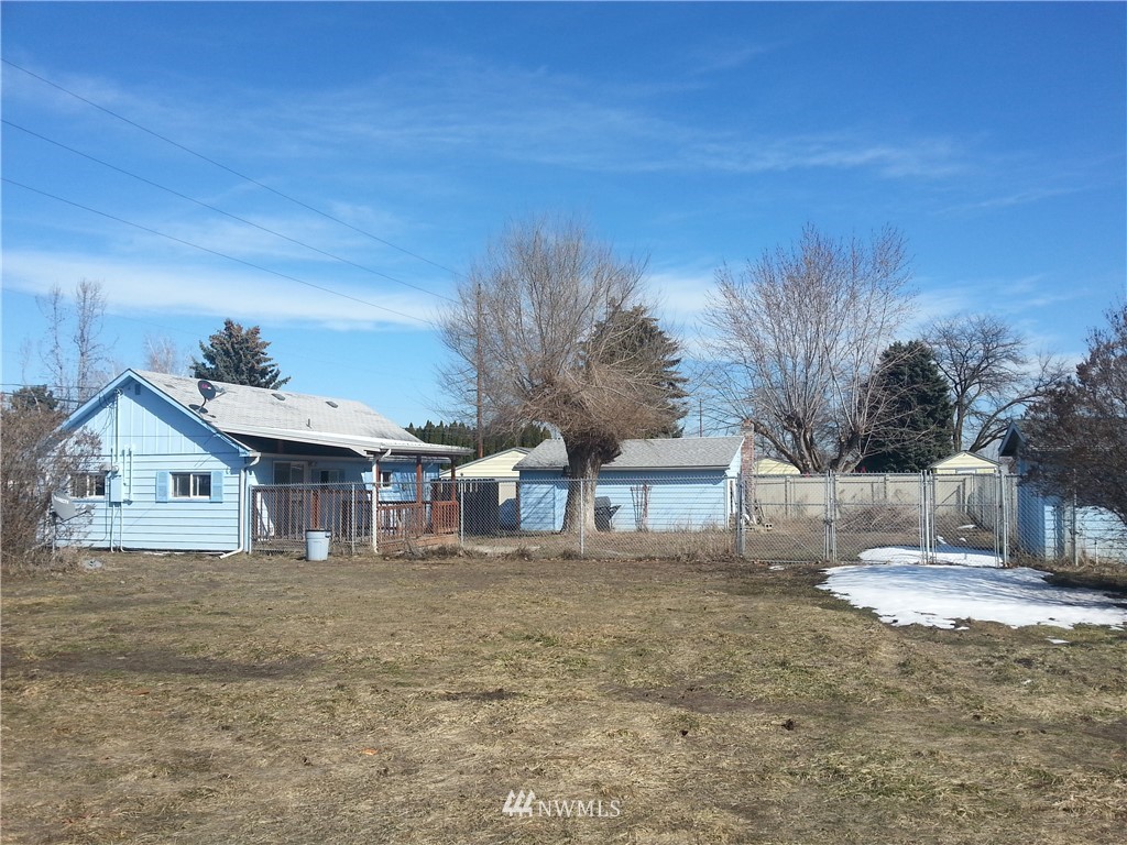 6808 Occidental Road Yakima, WA 98903 - Photo 8 of 25