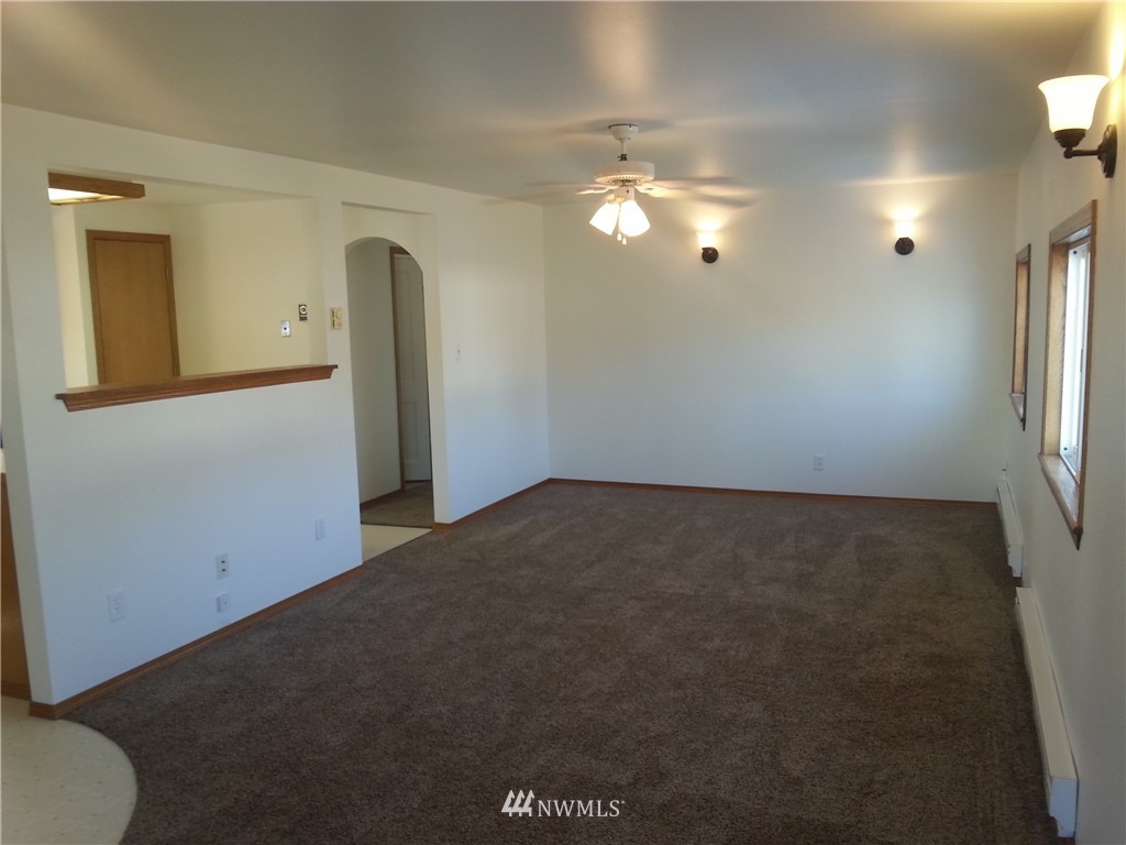 6808 Occidental Road Yakima, WA 98903 - Photo 10 of 25