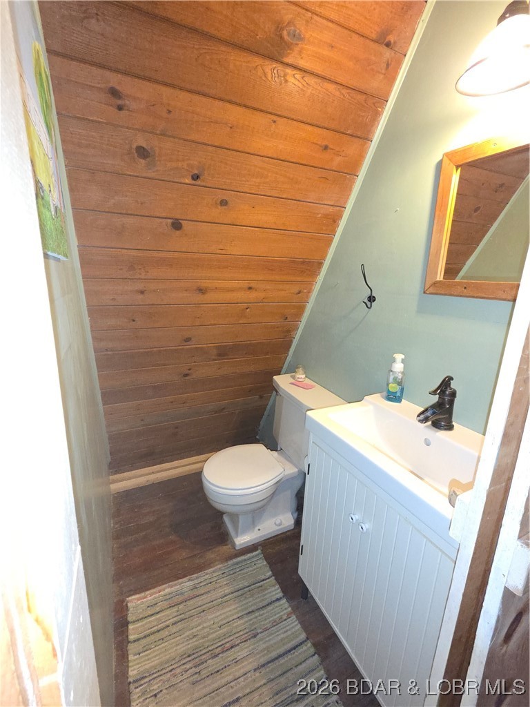 12405 Northeast 1240 Pvt Road Osceola, MO 64776 - Photo 11 of 36