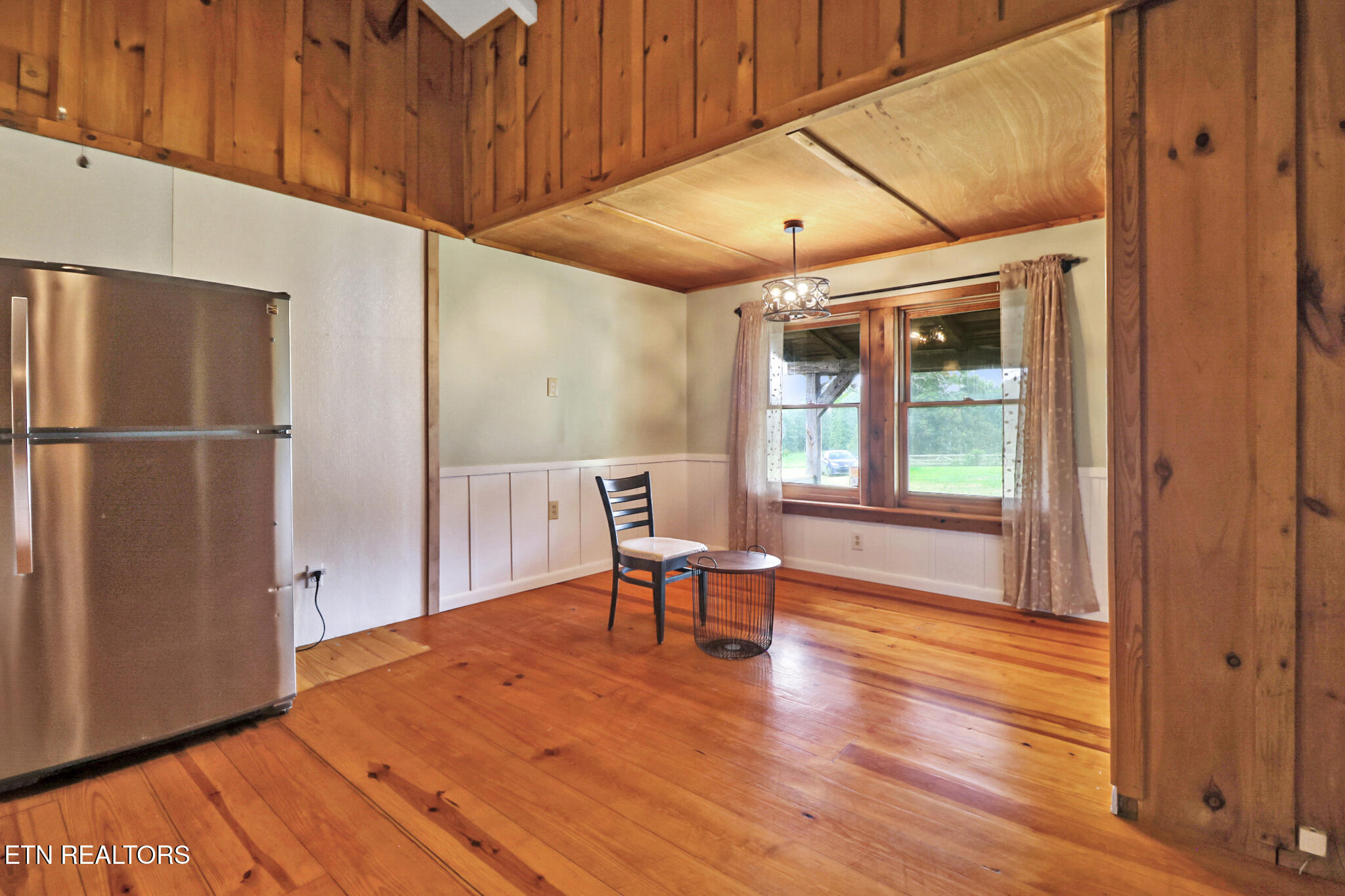 252 Carlie Lane Deer Lodge, TN 37726 - Photo 11 of 50 if1a2933-if1a2937