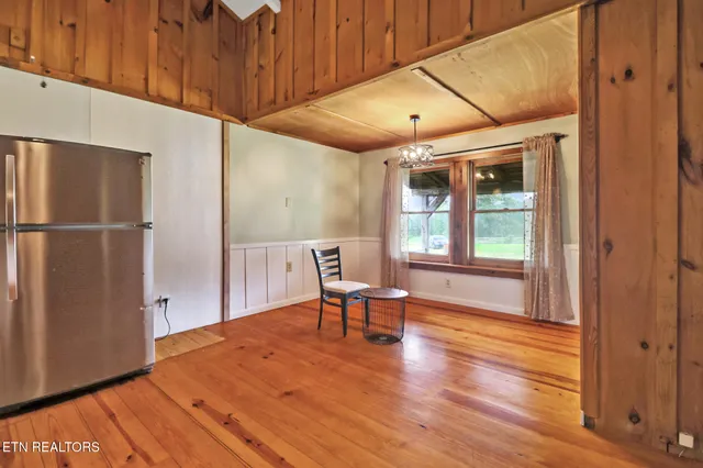 $475,000 | 252 Carlie Lane, Deer Lodge, TN 37726