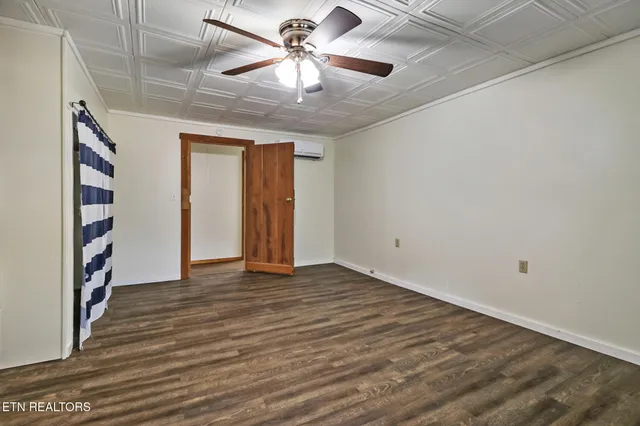 $475,000 | 252 Carlie Lane, Deer Lodge, TN 37726