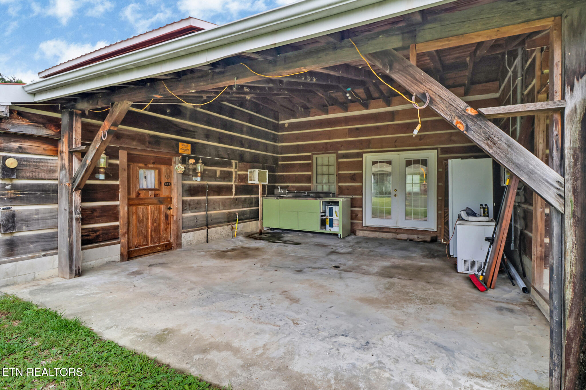 252 Carlie Lane Deer Lodge, TN 37726 - Photo 25 of 50 if1a3003-if1a3007