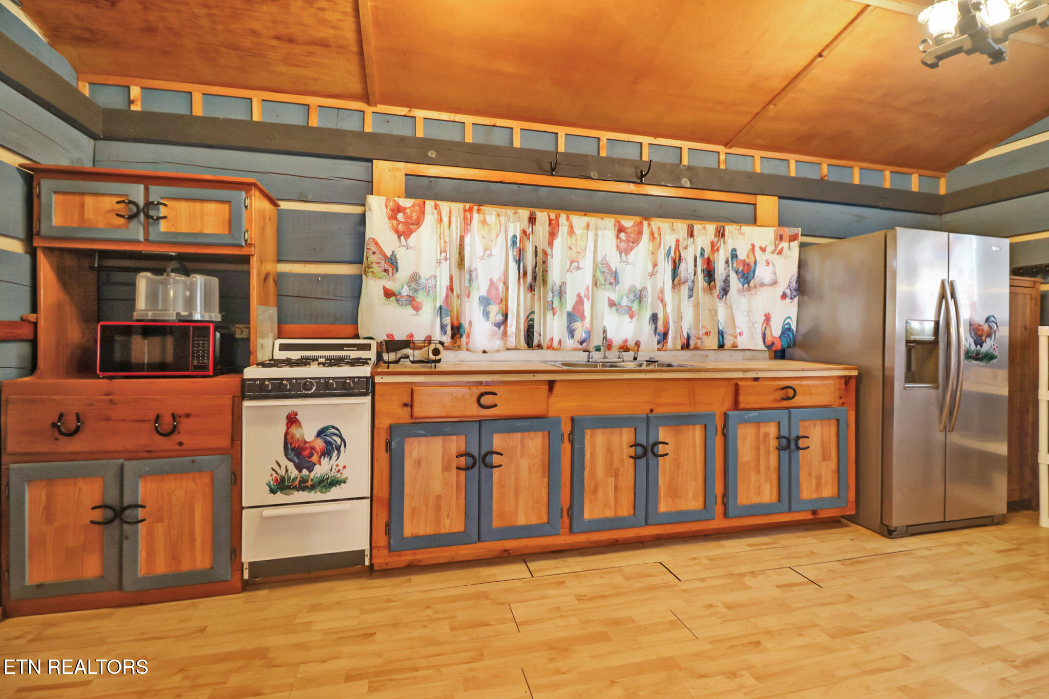 252 Carlie Lane Deer Lodge, TN 37726 - Photo 30 of 50 if1a3028-if1a3032