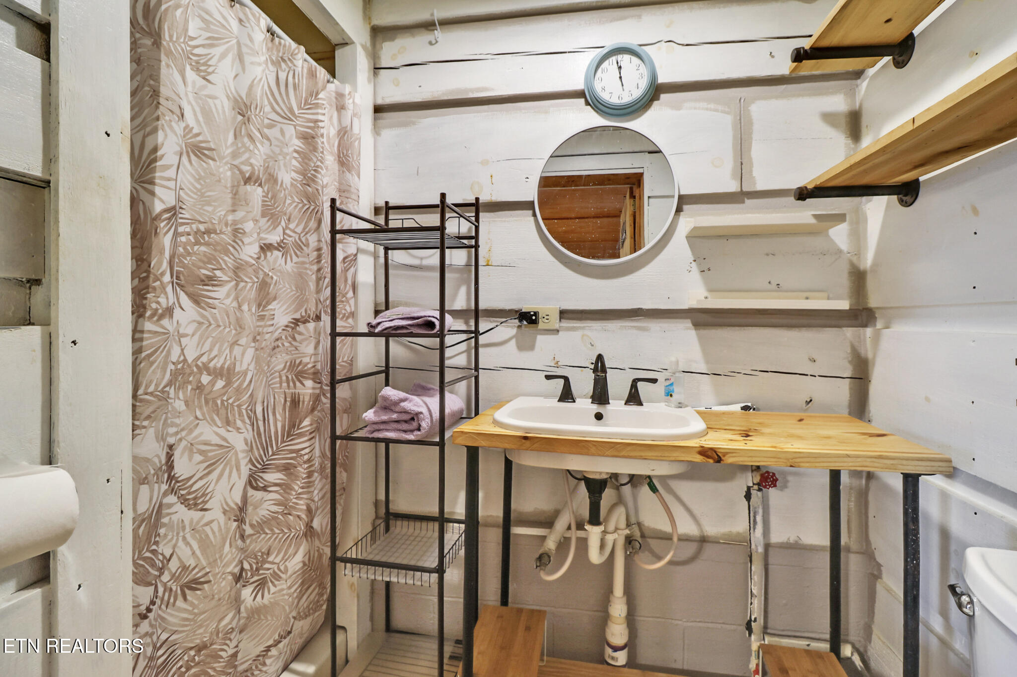 252 Carlie Lane Deer Lodge, TN 37726 - Photo 32 of 50 if1a3043-if1a3047