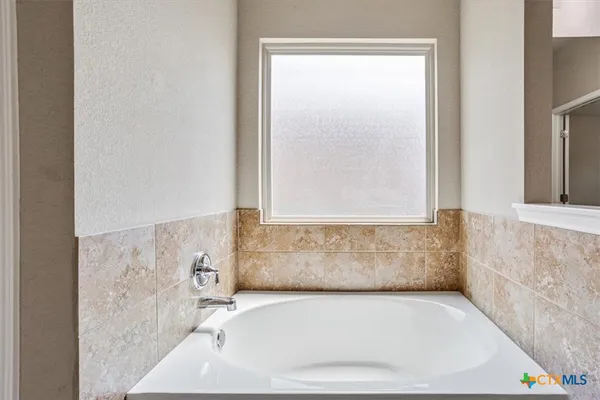 $2,150 | 515 Cross Dr., Temple, TX 76502