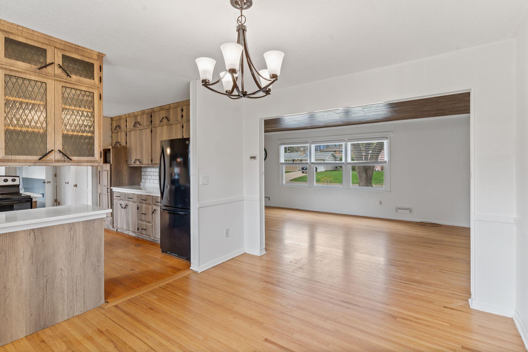 5271 Buchanan Street Northeast Fridley, MN 55421 - Photo 11 of 37