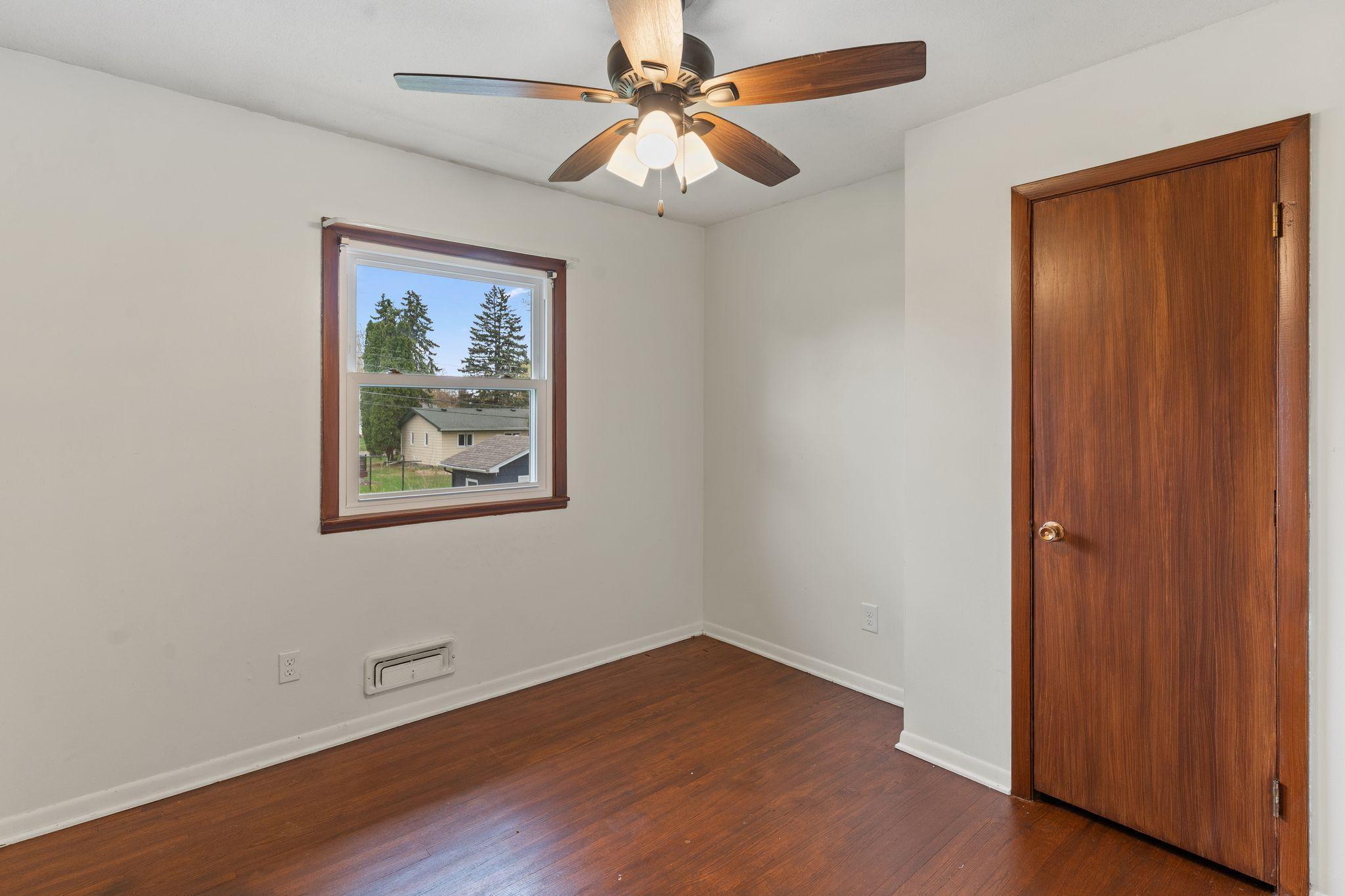 5271 Buchanan Street Northeast Fridley, MN 55421 - Photo 28 of 37