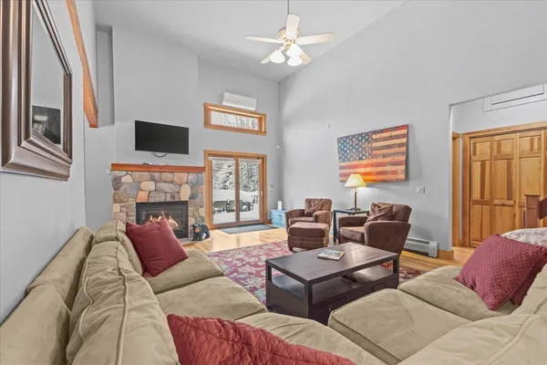 $1,300,000 | 187 Lower Moulton Lane, Stowe, VT 05672