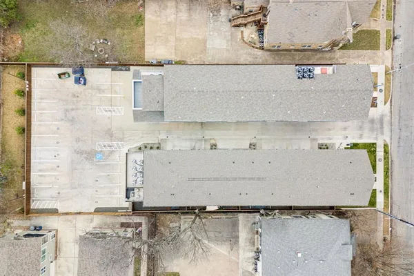 an aerial view of a sink