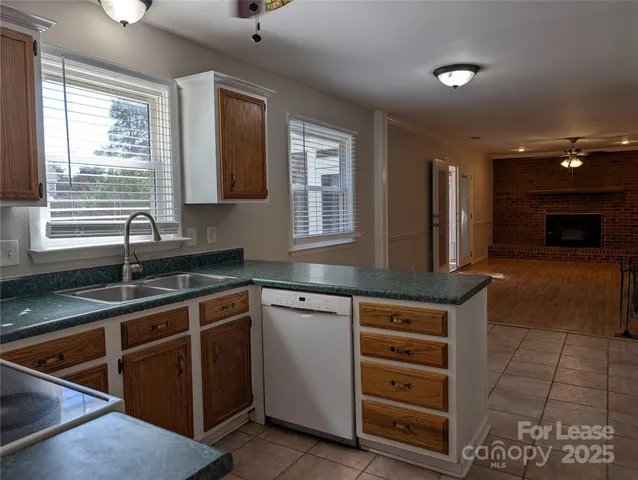 $2,375 | 5823 Rimerton Drive, Charlotte, NC 28226