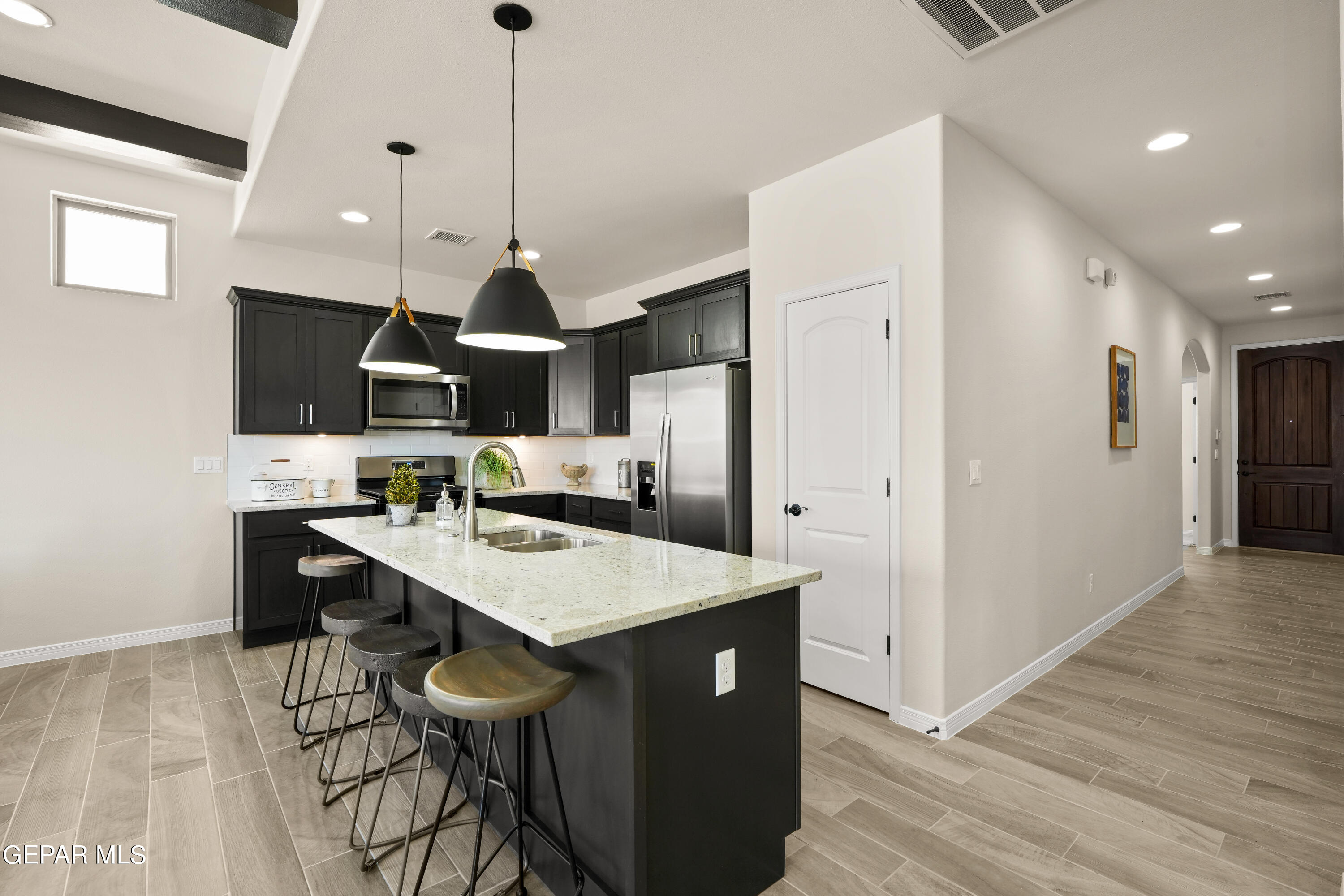 14916 Hill Ridge El Paso, TX 79938 - Photo 13 of 51 525 Paseo Dulce-14