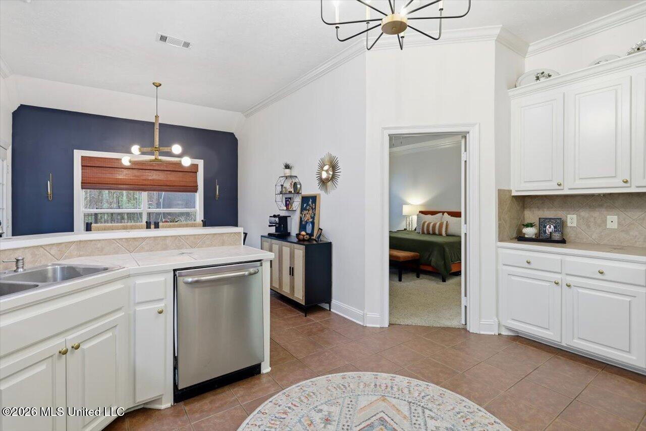 137 Baileys Ridge Circle Clinton, MS 39056 - Photo 14 of 35 12-137 Baileys Ridge Cir _ Home Tours MS