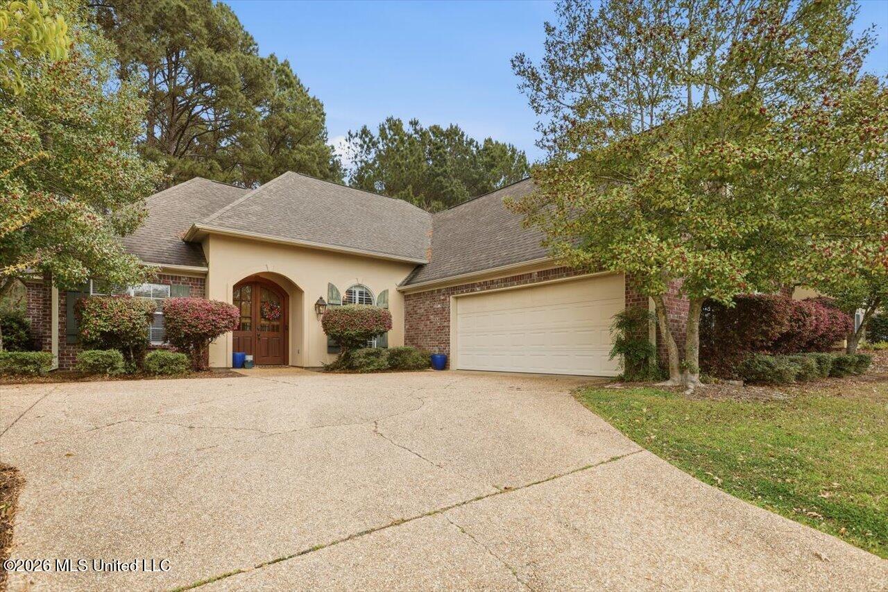 137 Baileys Ridge Circle Clinton, MS 39056 - Photo 2 of 35 02-137 Baileys Ridge Cir _ Home Tours MS