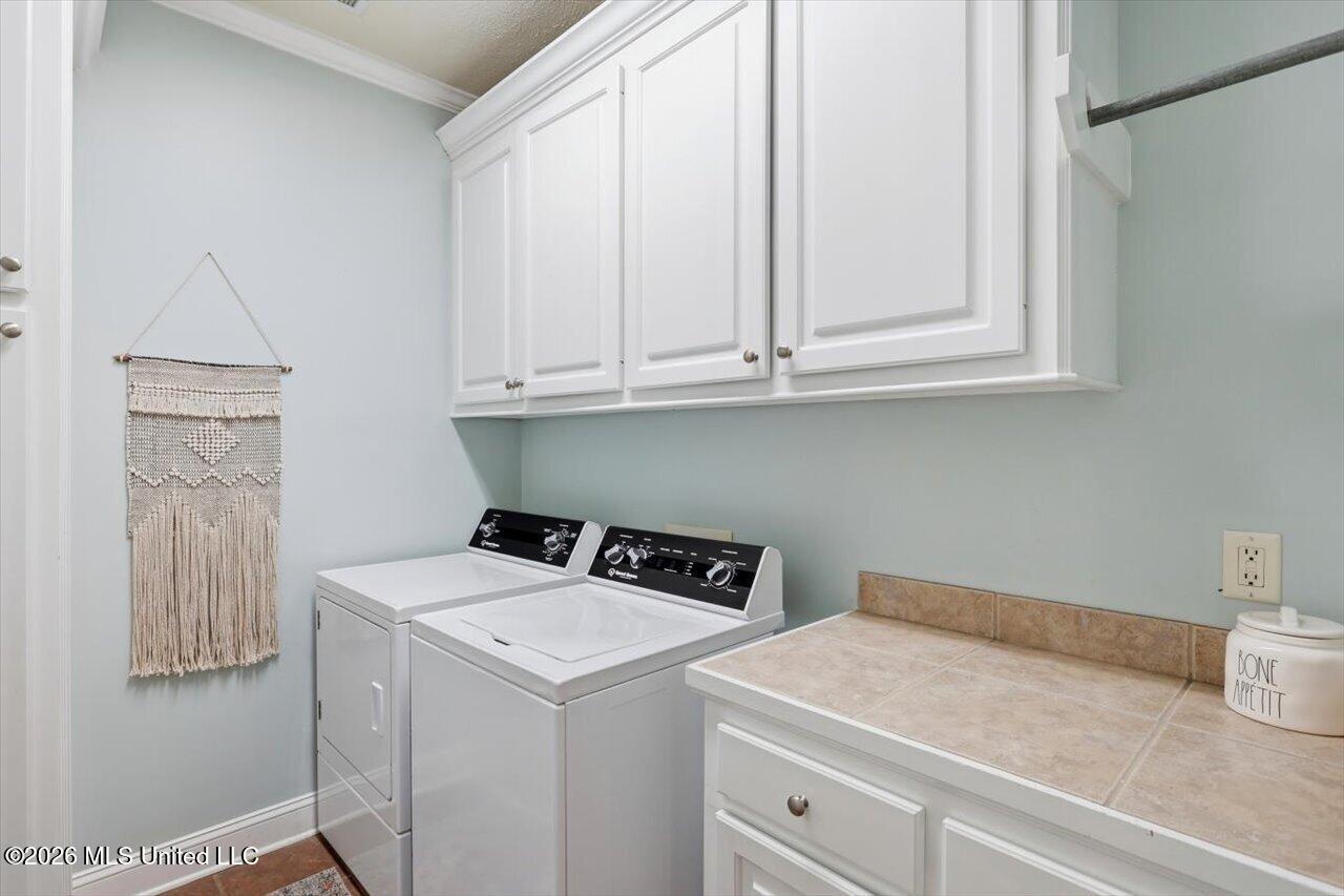 137 Baileys Ridge Circle Clinton, MS 39056 - Photo 29 of 35 15-137 Baileys Ridge Cir _ Home Tours MS