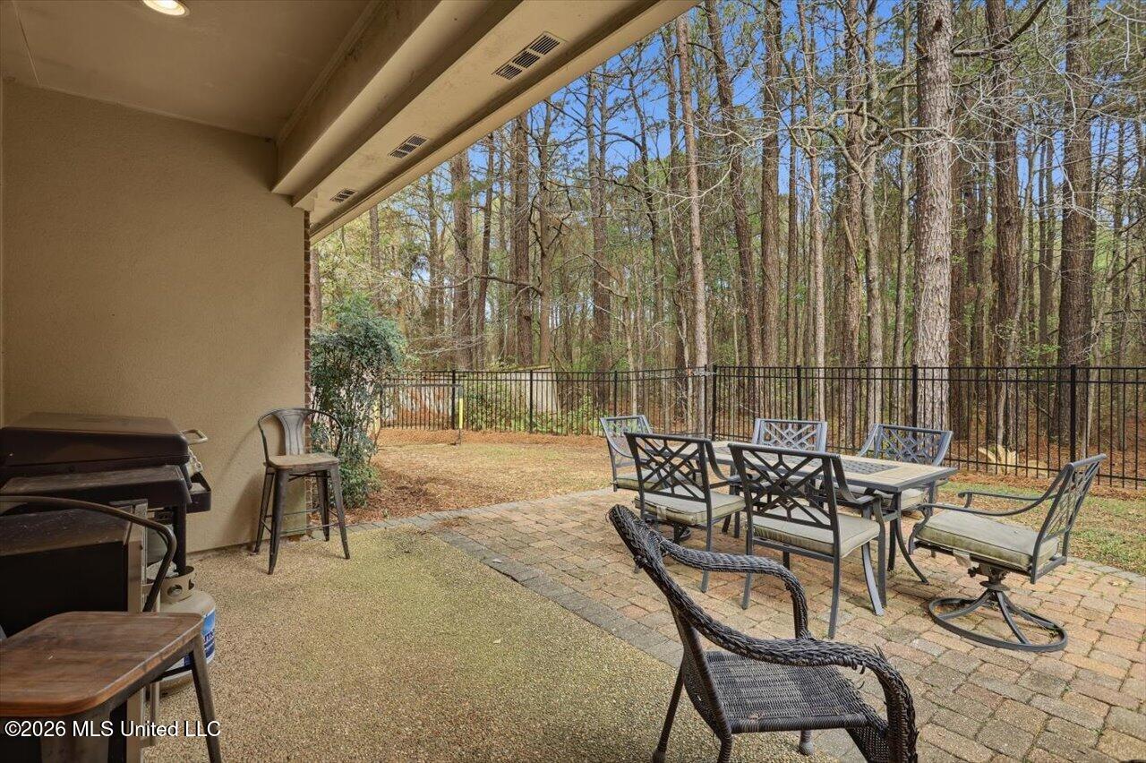 137 Baileys Ridge Circle Clinton, MS 39056 - Photo 31 of 35 31-137 Baileys Ridge Cir _ Home Tours MS