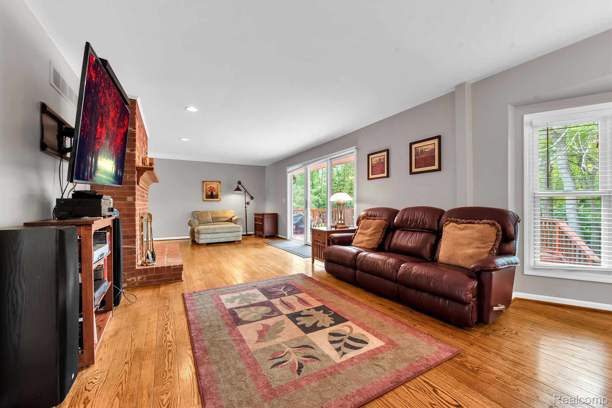 3292 Landview Drive Rochester, MI 48306 - Photo 14 of 37