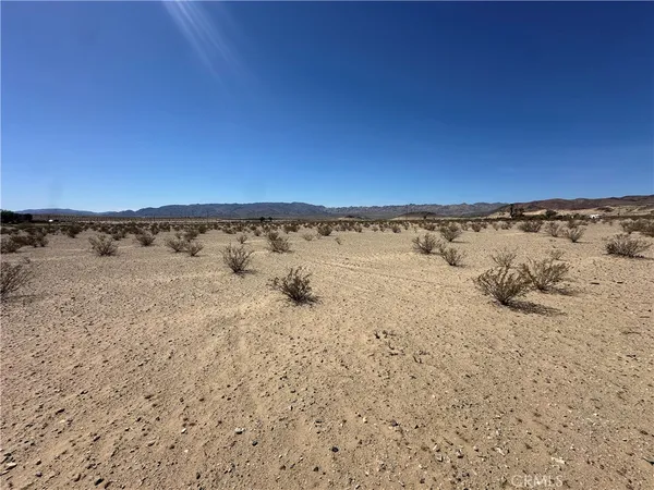 $18,499 | 68732 Indian Trail, Twentynine Palms, CA 92277