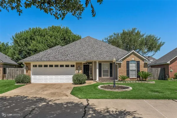 $265,000 | 407 Springfield Place, Bossier City, LA 71112