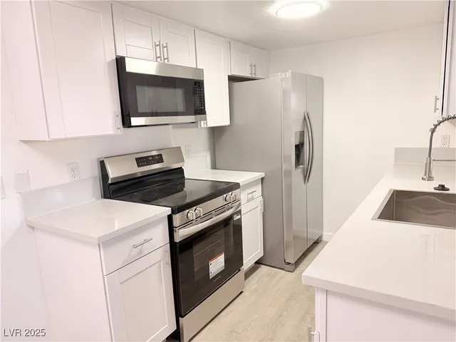 $1,400 | 601 Cabrillo Circle, Unit 211, Henderson, NV 89015