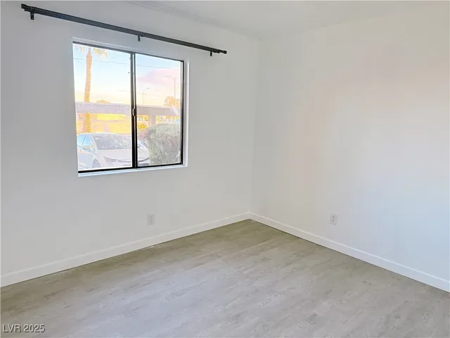 $1,400 | 601 Cabrillo Circle, Unit 211, Henderson, NV 89015