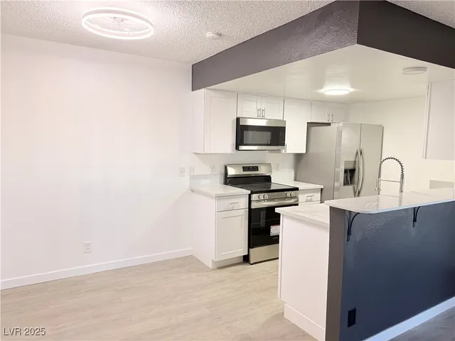 $1,400 | 601 Cabrillo Circle, Unit 211, Henderson, NV 89015