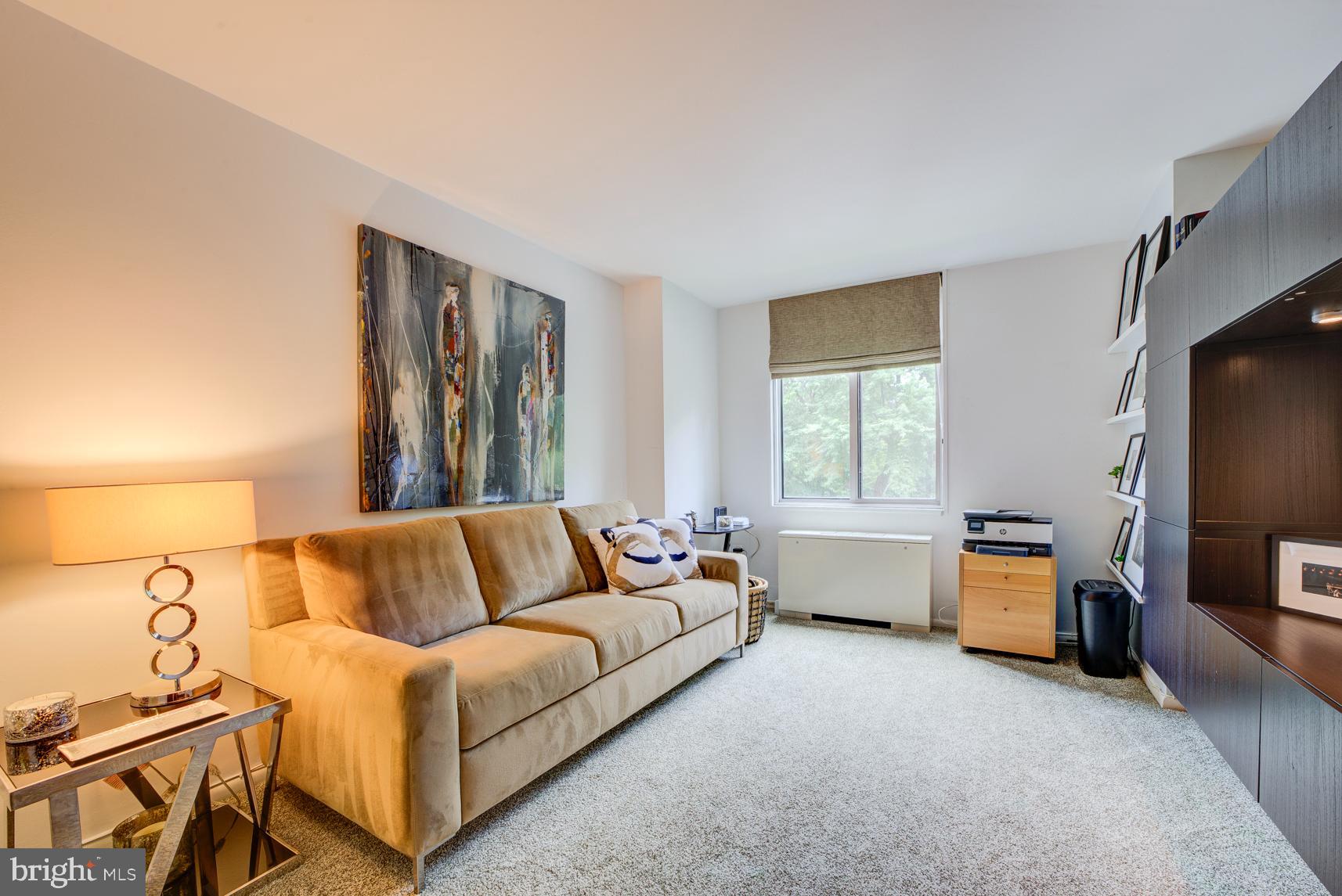 2939 Van Ness Street Northwest, Unit 224 Washington, DC 20008 - Photo 23 of 43 Large second bedroom with custom linen shade