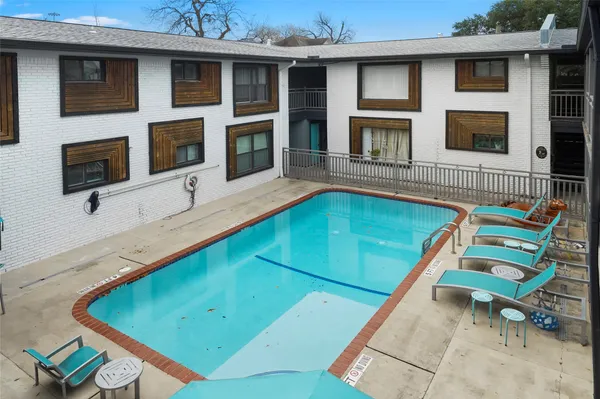 $1,250 | 311 Hawthorne Street, Unit 16, Houston, TX 77006