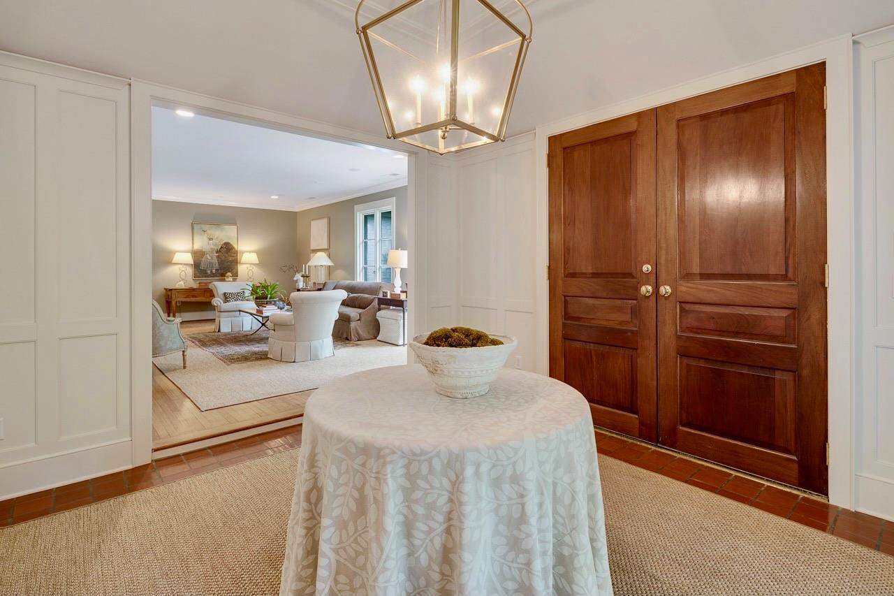 4315 Tuckahoe Road Memphis, TN 38117 - Photo 3 of 25