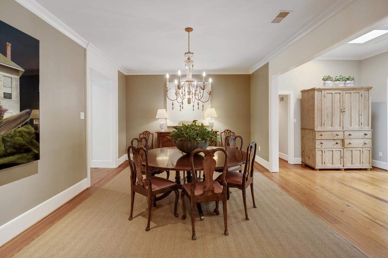 4315 Tuckahoe Road Memphis, TN 38117 - Photo 8 of 25 a dining room with furniture and window