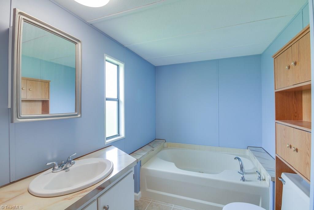 330 Hilton Road Advance, NC 27006 - Photo 13 of 28 Gallery Image 13