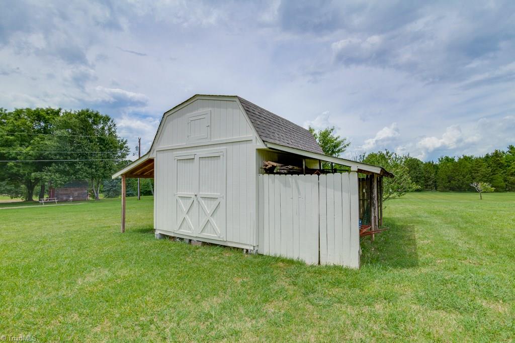 330 Hilton Road Advance, NC 27006 - Photo 25 of 28 Gallery Image 25