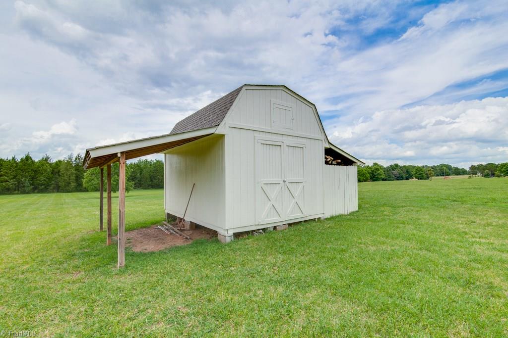 330 Hilton Road Advance, NC 27006 - Photo 26 of 28 Gallery Image 26