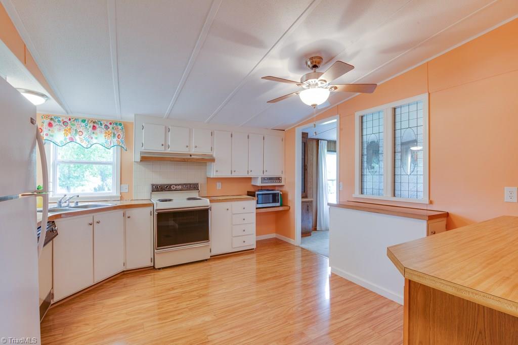 330 Hilton Road Advance, NC 27006 - Photo 8 of 28 Gallery Image 8