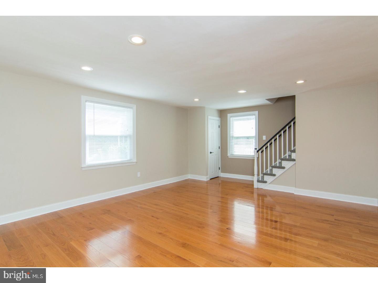 336 Avon Road Springfield, PA 19064 - Photo 3 of 25 Atrium