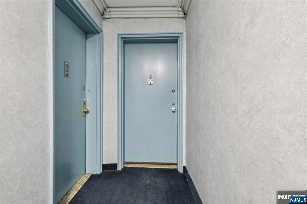 2160 Center, Unit 5N Fort Lee, NJ 07024 - Photo 4 of 30