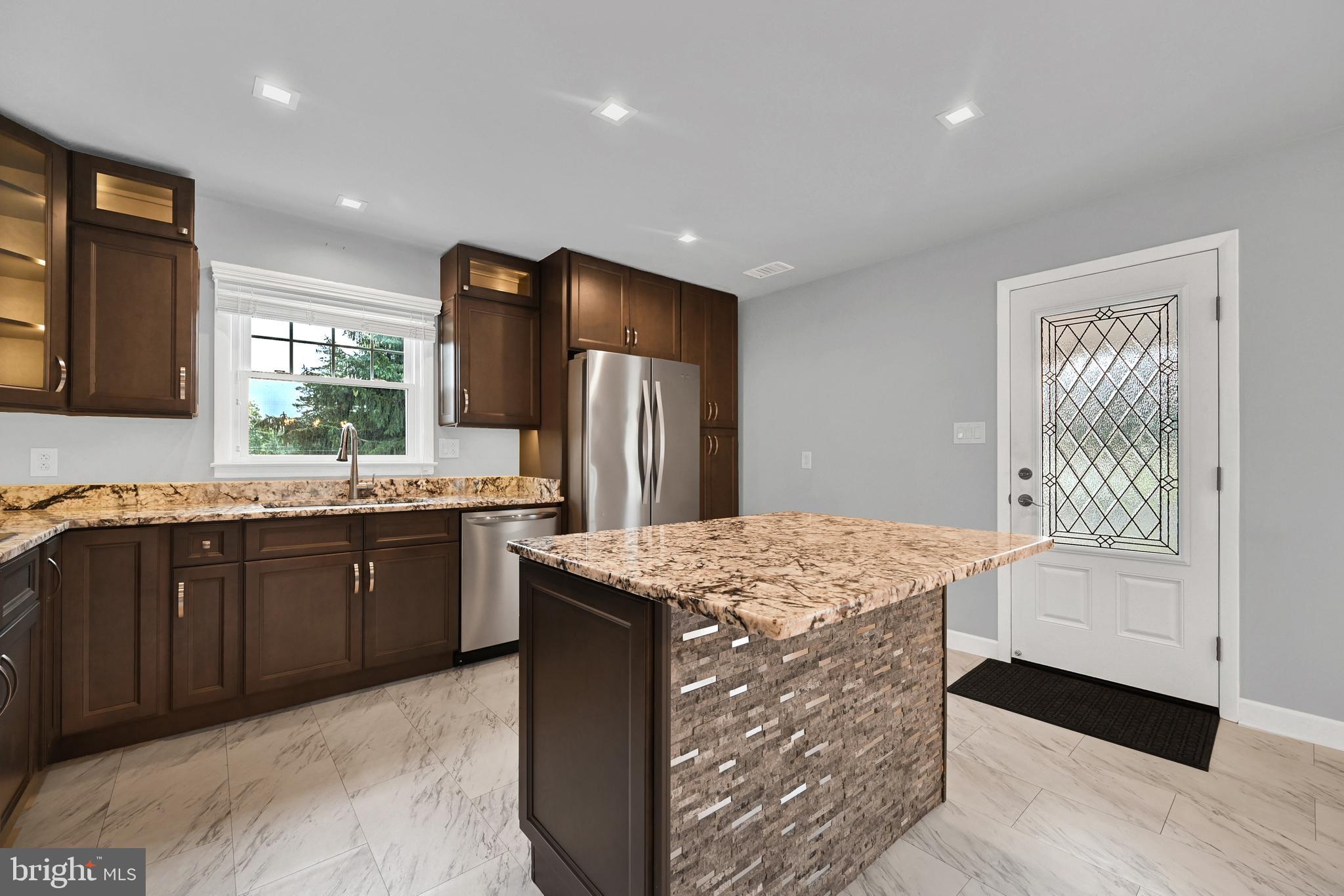 4684 Linthicum Road Dayton, MD 21036 - Photo 11 of 39 Gallery Image 11
