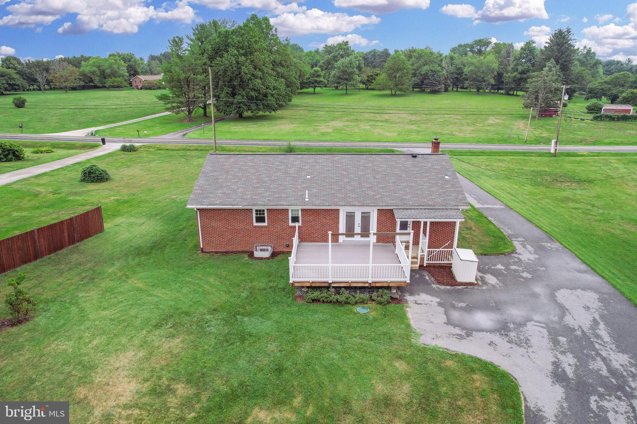 4684 Linthicum Road Dayton, MD 21036 - Photo 3 of 39 Gallery Image 3