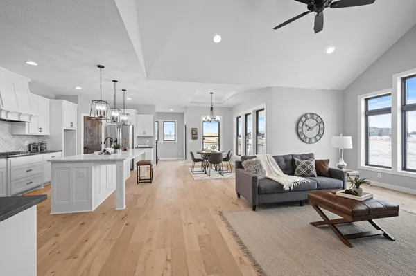 $1,099,000 | 17870 Urbank Street Northeast, Ham Lake, MN 55304