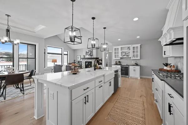 $1,099,000 | 17870 Urbank Street Northeast, Ham Lake, MN 55304