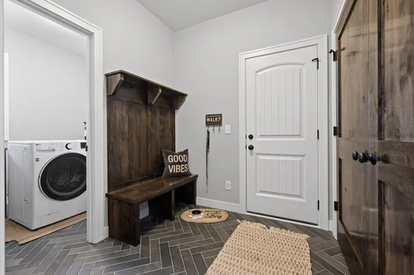 $1,099,000 | 17870 Urbank Street Northeast, Ham Lake, MN 55304