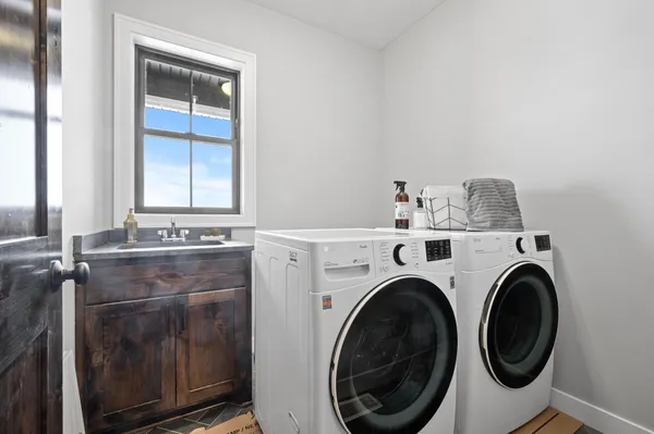 $1,099,000 | 17870 Urbank Street Northeast, Ham Lake, MN 55304