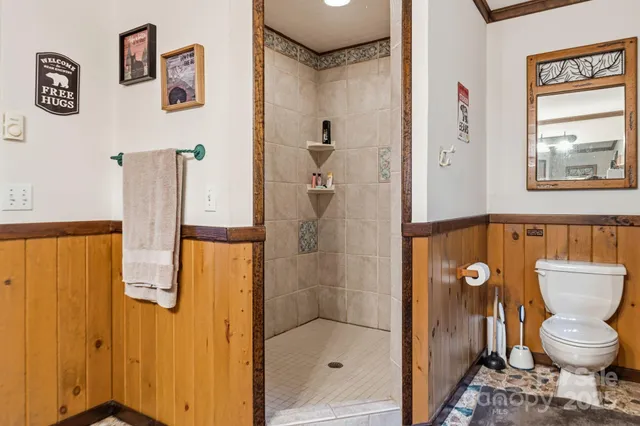 $1,199,900 | 4662 Rainbow Springs Road, Franklin, NC 28734