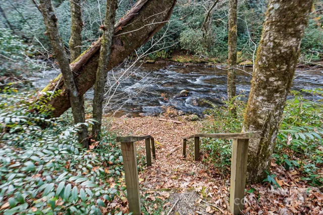 $1,199,900 | 4662 Rainbow Springs Road, Franklin, NC 28734