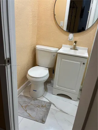 $1,100 | 3580 Northwest 32nd Court, Unit EFFICIENCY, Lauderdale Lakes, FL 33309