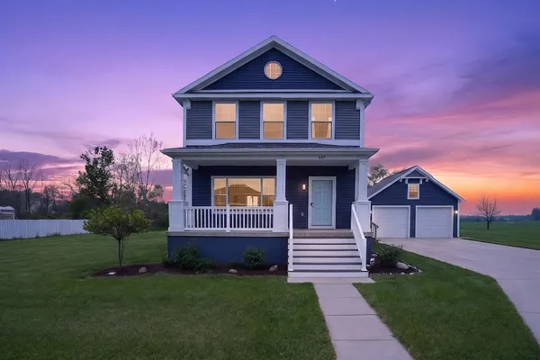 $340,900 | 447 Oakwood Drive, Charlotte, MI 48813