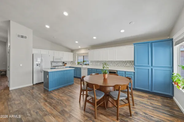 $524,900 | 824 West Cooley Drive, Gilbert, AZ 85233