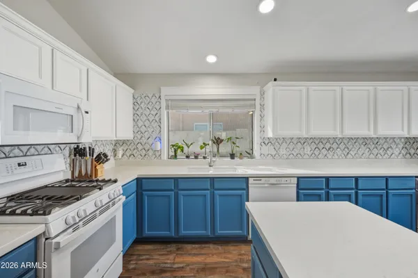 $524,900 | 824 West Cooley Drive, Gilbert, AZ 85233